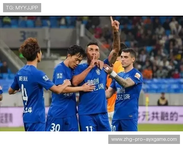 成都蓉城边路深度推进打得非常坚决