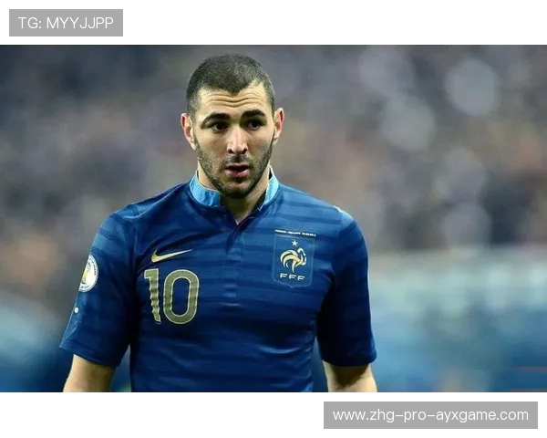 “费尔南多·比亚尔巴如何带领美洲狮队走向世界舞台的巅峰”